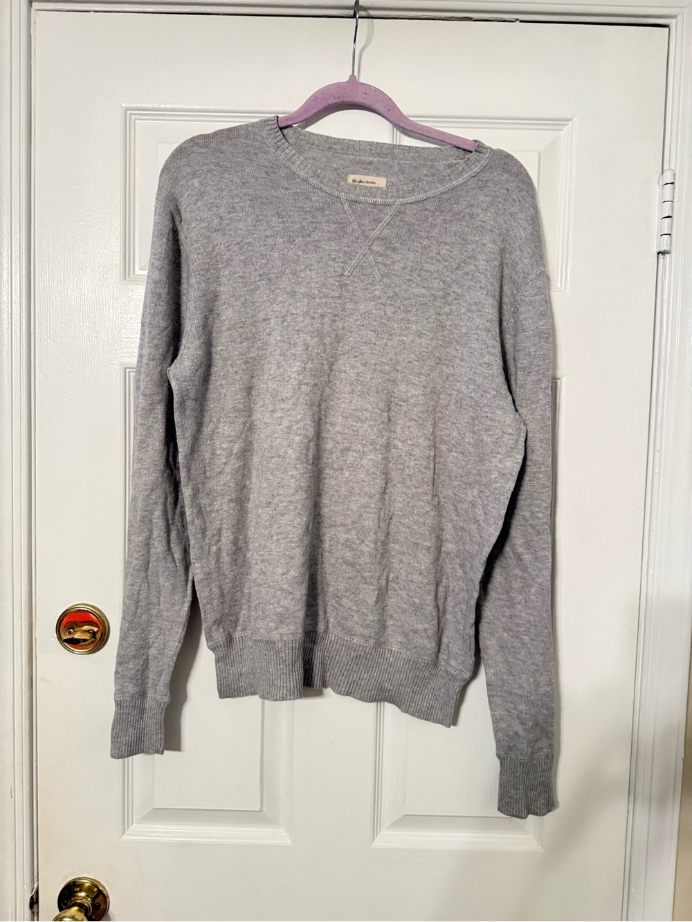 Life After Denim Women's Crewneck Sweater - Light Gray